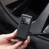 Kép 4/8 - Hordozható elektromos 150PSI akkus légszivattyú, nagynyomású digitális kijelzős gumiabroncsfújó