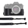 Kép 5/8 - Félkamera tok Fuji XS10-hez, PU bőr, vállpánttal, nyitható aljjal, markolattal, védőtok - Fekete