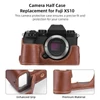 Kép 4/8 - Félkamera tok Fuji XS10-hez, PU bőr, vállpánttal, nyitható aljjal, markolattal, védőtok - Barna