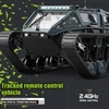 Kép 11/15 - Lánctalpas távirányítós tank LED világítással és 360°-os forgással - Sárga, 2 akkumulátor