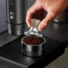 Kép 12/15 - HiBREW H4C Ultra hordozható eszpresszó kávéfőző, vezeték nélküli fűtés, 20 Bar nyomás, 100ml tartály, levehető akkumulátor - Fekete
