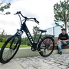 Kép 2/7 - PIXAR Cruiser elektromos kerékpár, 250W, 36V 12.8Ah akku, 27.5" kerék, 25km/h, 100km hatótáv, hidraulikus tárcsafék, Shimano 7 sebesség - fekete