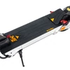 Kép 15/20 - KuKirin M4 Max elektromos roller: 800W motor, 48V 18.2Ah akku, 45km/h sebesség, 64km hatótáv, 10" kerekek, dupla tárcsafék