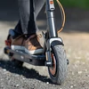 Kép 14/18 - INMOTION CLIMBER elektromos roller – 2×450W motor, 36V 15Ah akku, 10" gumik, 38 km/h, 56 km hatótáv, 130 kg teherbírás