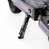 Kép 19/20 - APEFOX T90 elektromos roller – 2×2100W motor, 60V 31,2Ah akkumulátor, 13” kerék, 85 km/h, 100 km hatótáv, hidraulikus fékek, prémium felfüggesztés