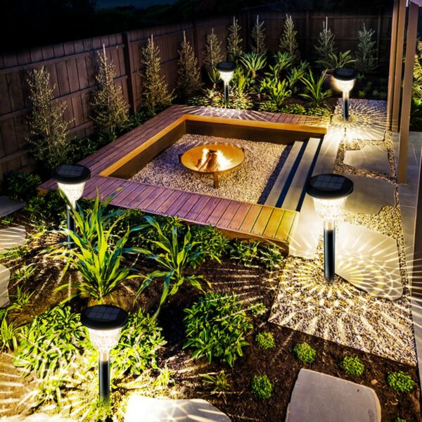 Kültéri vízálló napelemes színes és meleg fehér kerti lámpa hátsó udvarhoz, sétányhoz, felhajtóhoz, járda dekorációhoz - 2 db/csomag