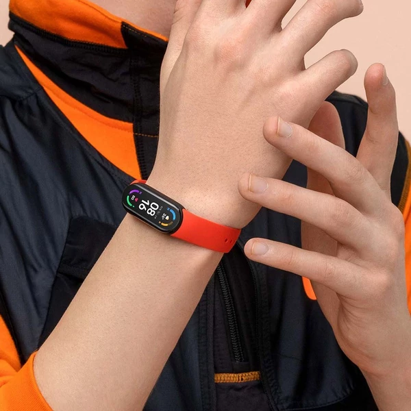 EU ECO Raktár - Xiaomi MI Band 6 Vezetéknélküli Sporttevékenységmérő Okosóra 1.56’’ AMOLED BT5.0 - Fekete