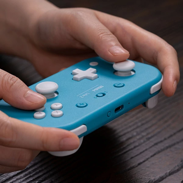 8BitDo Lite 2 BT játékvezérlő Nintendo Switch Lite-hoz - Zöld