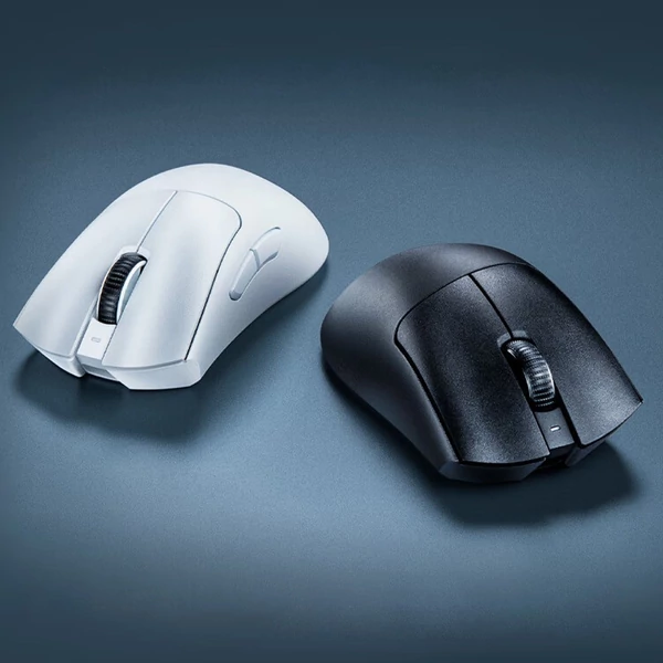 Razer V3 Pro vezeték nélküli egér 30000 DPI optikai érzékelővel Chroma Hyperspeed - Fehér