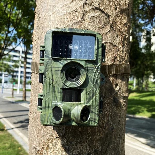 2,7K 60MP éjjellátó vízálló vadászkamera 2 hüvelykes képernyővel kültéri vad megfigyeléshez - Fehér