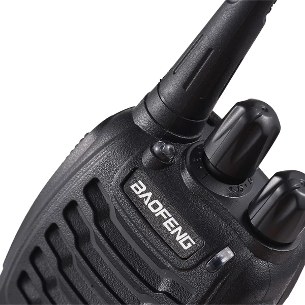 Aoresac Baofeng BF-888s walkie talkies 2 csomag vízálló, újratölthető, nagy hatótávolságú, kétirányú hordozható kézi adó-vevő fülhallgatóval, zseblámpa nagy erősítésű antennával, Li-ion akkumulátorral