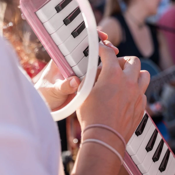 37 billentyűs Melodica hangszer Melodica Air Piano billentyűzet 2 puha fúvócsővel 2 fúvókával - Pink