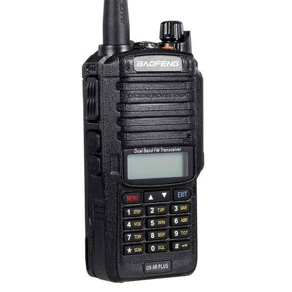 BAOFENG UV-9R Plus hordozható kétirányú rádió, kétsávos kézi walkie-talkie FM adó-vevő IP67 vízálló porálló