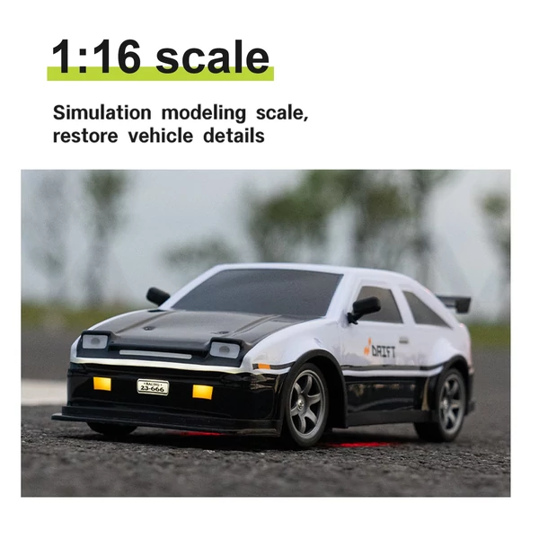 1/16 2,4 GHz-es távirányítós 4WD versenyautó - Fehér, 3 akkumulátor