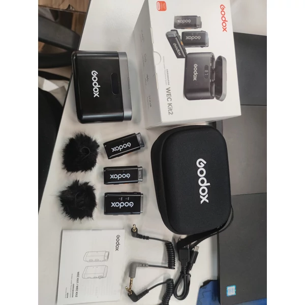 Godox WEC Kit2 egy-trigger-két 2,4G vezeték nélküli mikrofonrendszer csíptetős mikrofonok - Töltőtokkal