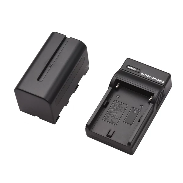 NP-F750/ NP-F770 fényképezőgép akkumulátor és töltő készlet, 1 db 7,2 V 5200 mAh nagyméretű újratölthető akkumulátor USB-kábellel