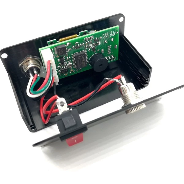QUICKO Mini T12-942 forrasztóállomás készlet, OLED barkácsforrasztó elektromos szerszámok Hegesztővas hegy - fekete 907 műanyag fogantyú