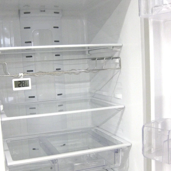 Digitális LCD hűtőszekrény hőmérő, hűtőszekrény, fagyasztó hőmérő állítható állvánnyal, mágneses fagyjelzővel, otthoni használatra