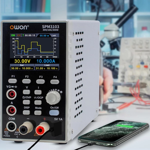 OWON SPM3103 DC tápegység multiméterrel, 30V/10A kimenet, 300W, 10mV/1mA felbontás, 2,8" TFT LCD, 4 1/2 számjegy, SCPI támogatás