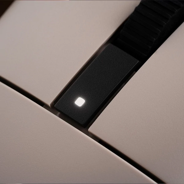 8BitDo Retro R8 egér N kiadás, 3 csatlakozási mód, PAW 3395 szenzor, programozható gombok