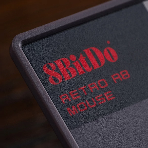 8BitDo Retro R8 egér N kiadás, 3 csatlakozási mód, PAW 3395 szenzor, programozható gombok