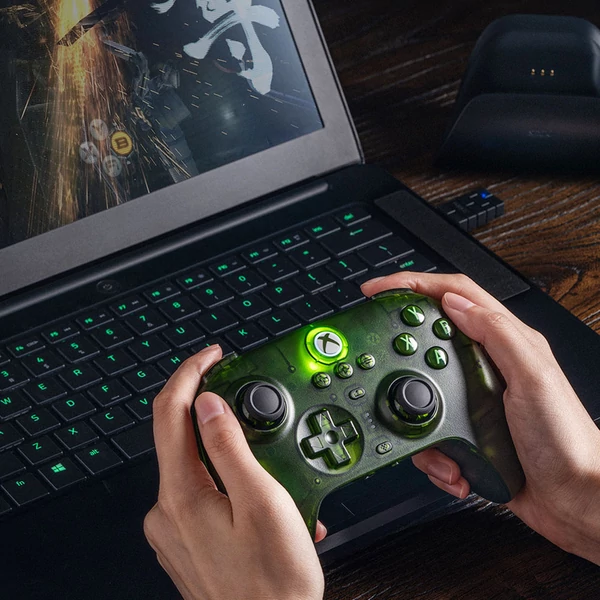 8BitDo Ultimate játékvezérlő Xbox Series X/S, Xbox One, Windows, Android, iOS, macOS, 3 módú csatlakozás