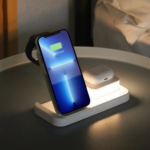 C500 Összecsukható 3 az 1-ben Vezeték Nélküli Töltő, 3 fokozatú éjjeli fénnyel, USB QC3.0 Apple-hez - Fehér