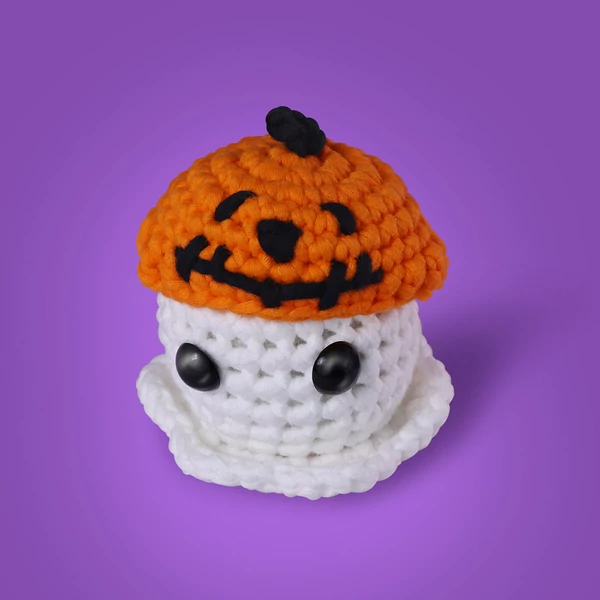 NestledCrafts Halloween horgolókészlet kezdőknek, amigurumi kötőkészlet lépésről lépésre videó útmutatóval – Lidérc