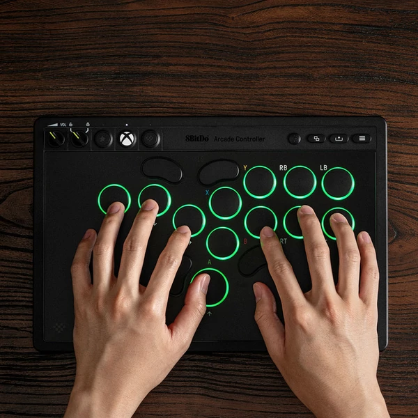 8BitDo Arcade kontroller Xboxhoz, kompatibilis Series X|S, One és Windows, RGB fénygyűrű, 4ms vezetékes késés
