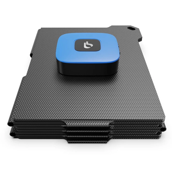 BigBlue P25 25W hordozható napelemes töltő, USB-A/USB-C, IP68 vízálló, telefonhoz, tablethez, powerbankhoz, túrázáshoz
