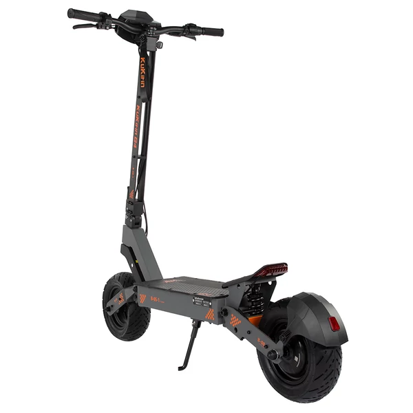 KuKirin G4 elektromos roller, 2000W motor, 70km/h sebesség, 75km hatótáv, 11” gumik, tárcsafék, négykaros felfüggesztés