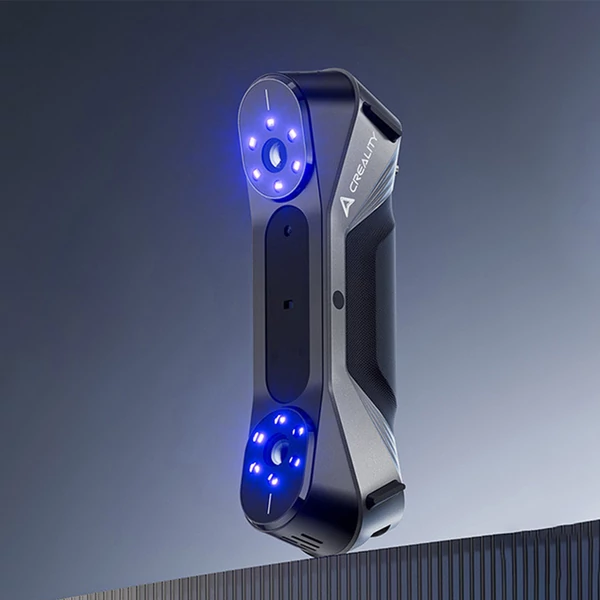 Creality Raptor 3D szkenner – hibrid kék lézer NIR, 60 fps, 0.02 mm pontosság, 5–2000 mm tárgyméret, színes 24 bites szkennelés