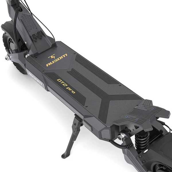 Ausom DT2 Pro elektromos roller, 2×1100W motorral, 52V 23.4Ah akkumulátorral, 68 km/h sebesség, 115 km hatótáv, hidraulikus fékek, lengőkar felfüggesztés