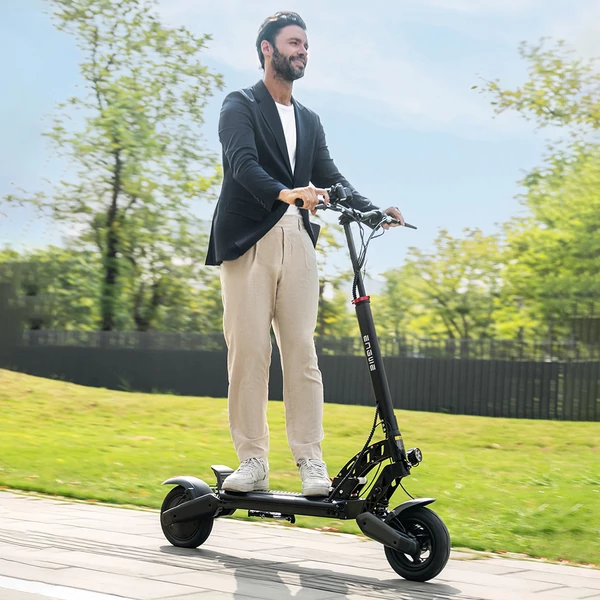 ENGWE Y400 elektromos roller 500W, 48V 13,5Ah, 10” kerék, 45 km/h, 50 km hatótáv, tárcsafék, dupla rugózás -  Fekete-piros