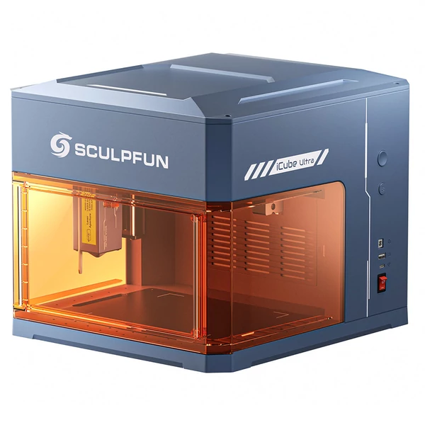 SCULPFUN iCube Ultra 12W lézergravírozó – zárt (Class 1) ház, autofókusz, 0,08 mm pont, 150×150 mm munkaterület, füstszűrő, fa/bőr/bambusz