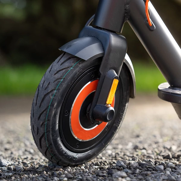 INMOTION CLIMBER elektromos roller – 2×450W motor, 36V 15Ah akku, 10" gumik, 38 km/h, 56 km hatótáv, 130 kg teherbírás