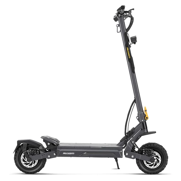 Ausom Gosoul 2 kétmotoros elektromos roller, 2200W csúcs, 50km/h, 70km hatótáv, 48V 13.5Ah akkumulátor, lengőkaros felfüggesztés, E‑ABS, tárcsafék