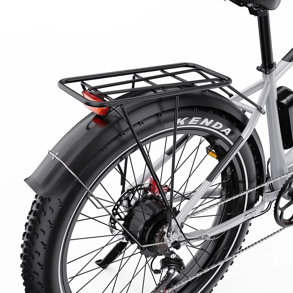 DUOTTS F26 Lite elektromos kerékpár, 500W motor, 48V 18Ah akkumulátor, 26×4.0 gumi, 50km/h, 90km hatótáv, hidraulikus fék, APP vezérlés – Ezüst‑fehér