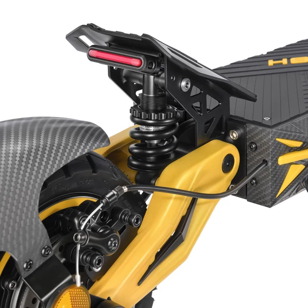 TWOFISH V2 MAX elektromos roller, 800W motor, 48V 20Ah akku, 25km/h, 50km hatótáv, 10" kerék, dupla tárcsafék, rugós felfüggesztés, NFC