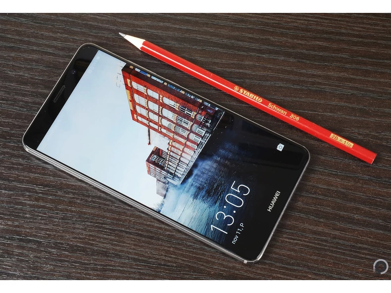 Huawei - Kiváló negyedév áll az óriás mögött