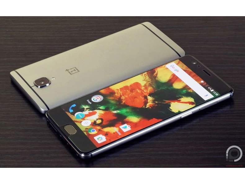 OnePlus 5 - 300.000 előrendelés az okostelefonra