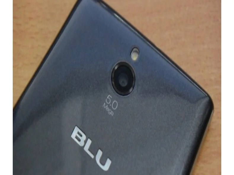 Blu Pure XR! - Hamarosan megjelenik az elegáns okostelefon!
