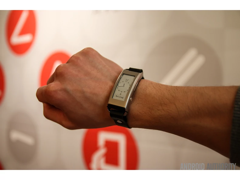 A Lenovo sportoláshoz tervezett okos karórát