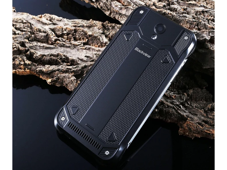 Acélgolyókkal tesztelték a BlackView BV6000-et! - VIDEÓ!