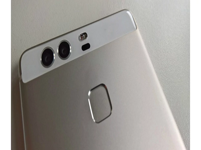 Most már biztos, hogy dupla Leica optikát kap a Huawei P9!