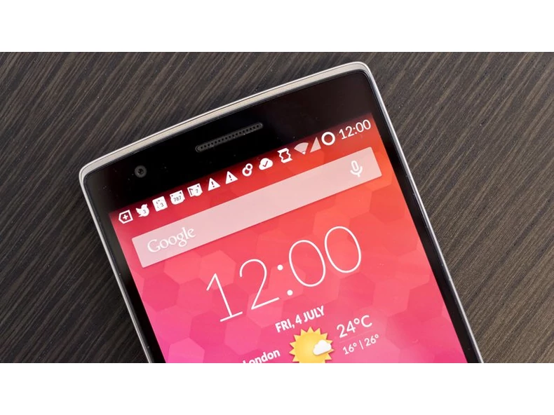 OnePlus: 30 ezer darab eladása 1 perc alatt
