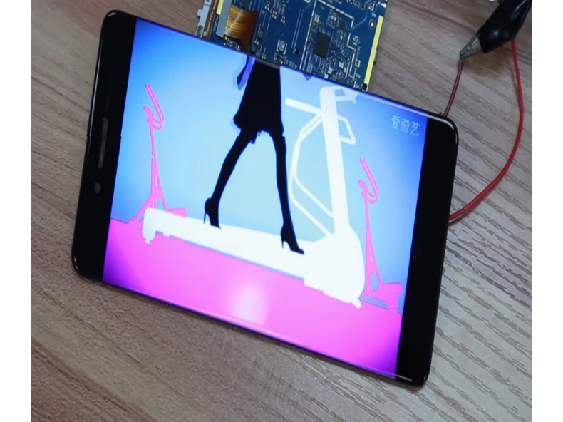 Ulefone Future: Ez aztán FUTURISZTIKUS! -VIDEÓ!