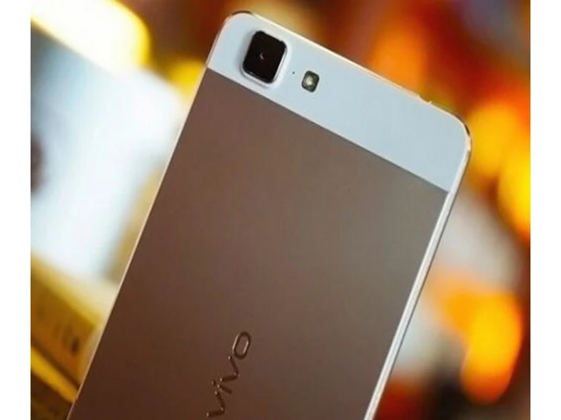 A Vivo X7 16 megapixeles előlapi kamerát kap!