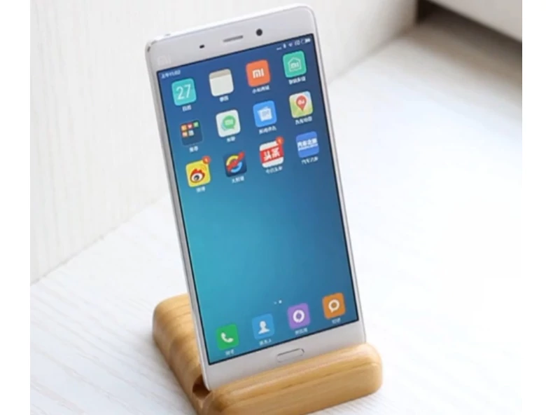 Lencsevégre kapták a Xiaomi Mi5 dobozát!