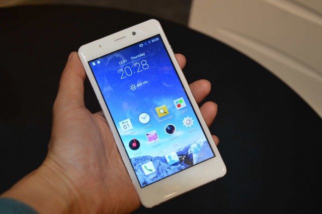 blackview a8 01